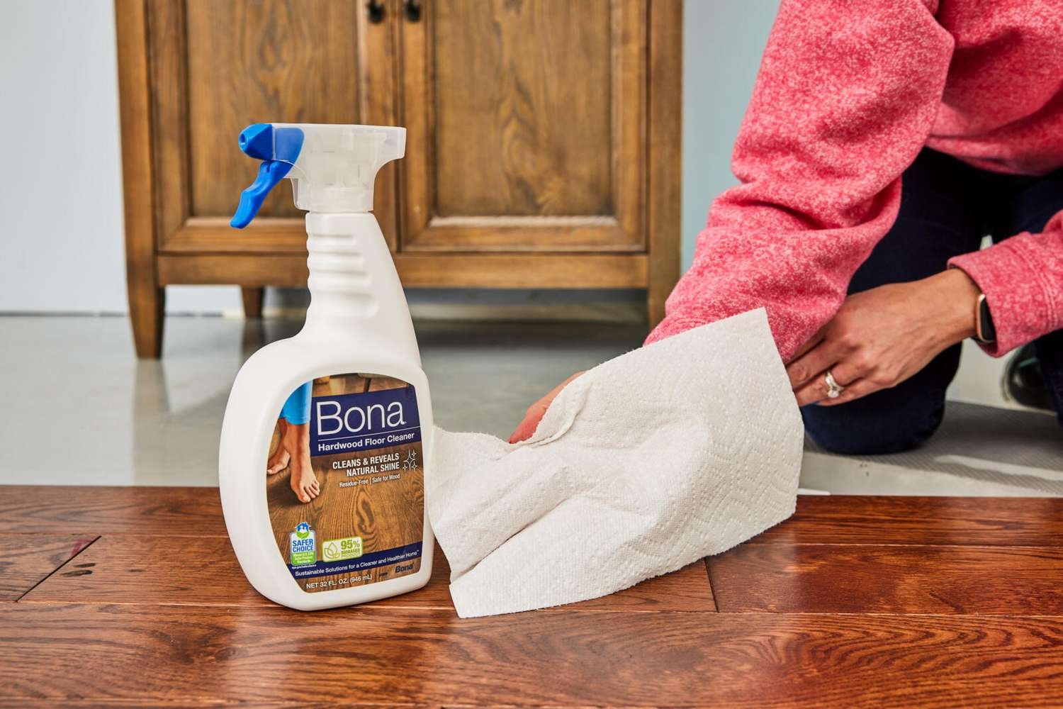 7 Budget Wood Floor Cleaners Under $10 That Rival