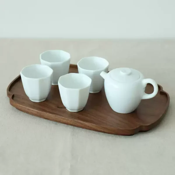 O1CN011w7aE8ZH2e6oAl3_268066261.jpg_q50.jpg_.webp Black walnut wood tea tray with scalloped plum blossom edge